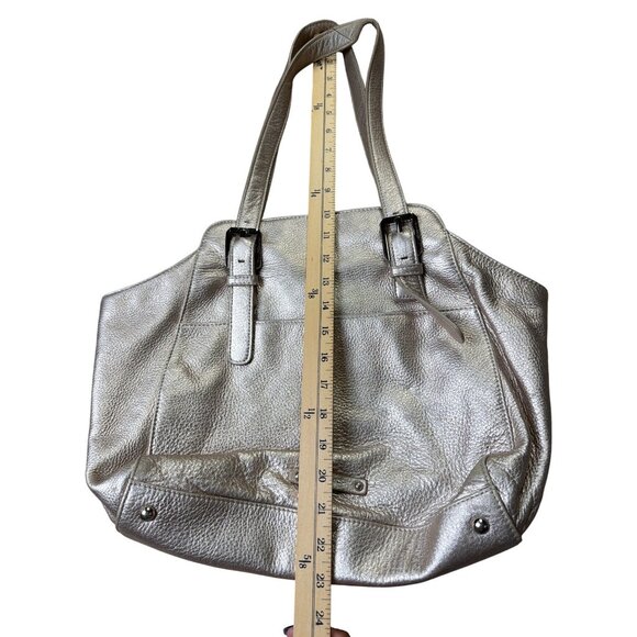 B. Makowsky Silver Leather Designer Shoulder Bag With Adjustable Straps - Picture 4 of 8